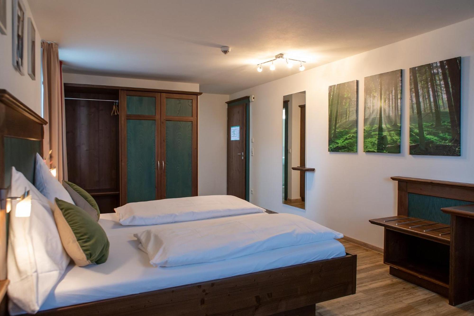 Hotel Restaurant Auerhahn باد ويلباد المظهر الخارجي الصورة