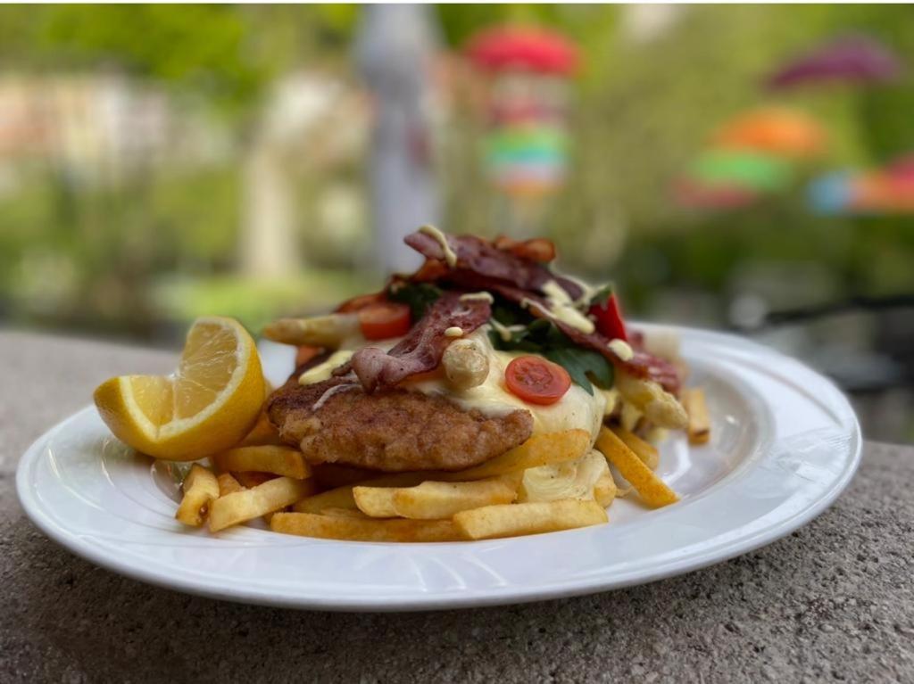 Hotel Restaurant Auerhahn باد ويلباد المظهر الخارجي الصورة